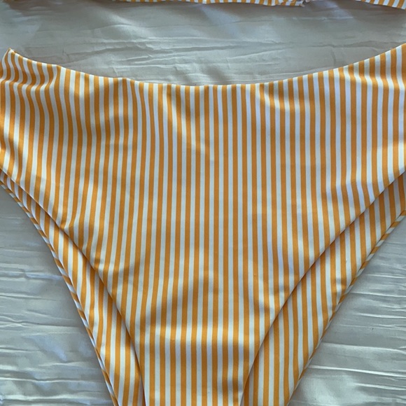 Adorable striped bikini by Shein ☀️ - Picture 3 of 6
